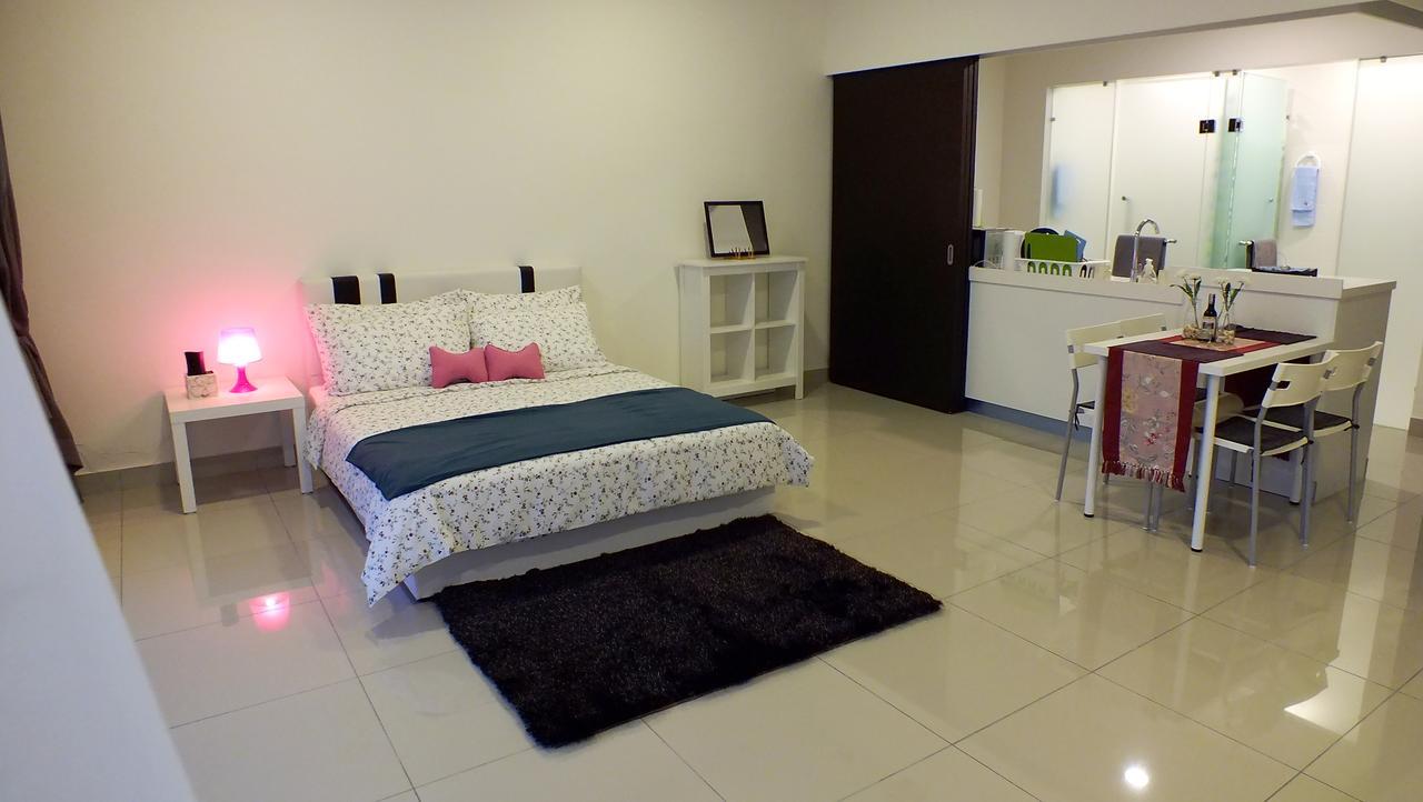 Zen Studio @ Trefoil Setia Alam Shah Alam Extérieur photo